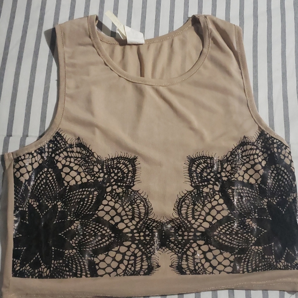 Crop top